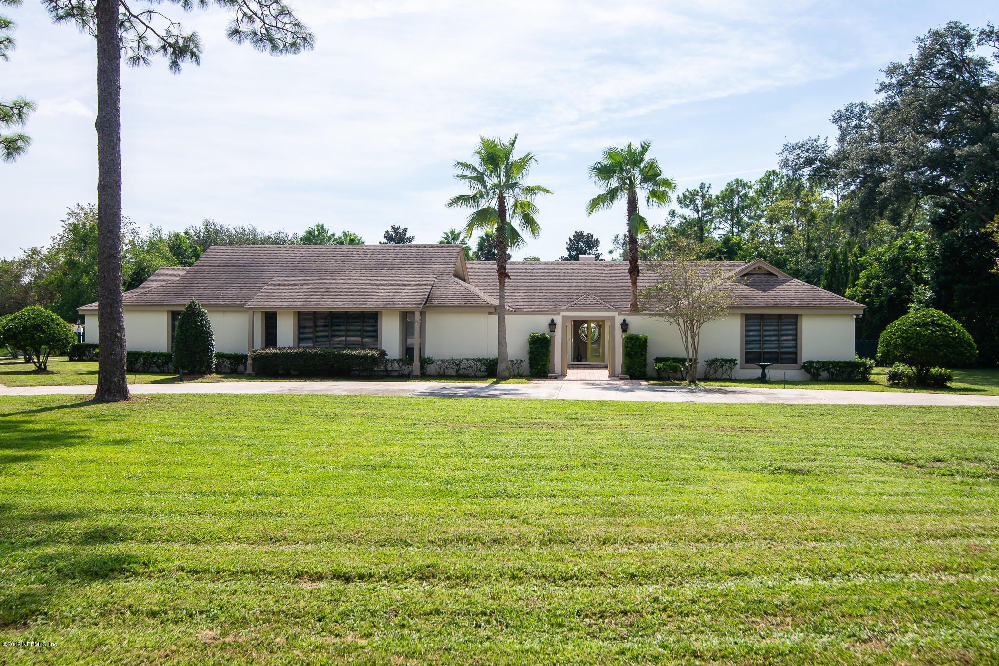 8166 Hollyridge Road Jacksonville, FL 32256 - Photo 4 of 49 Huge Corner Lot
