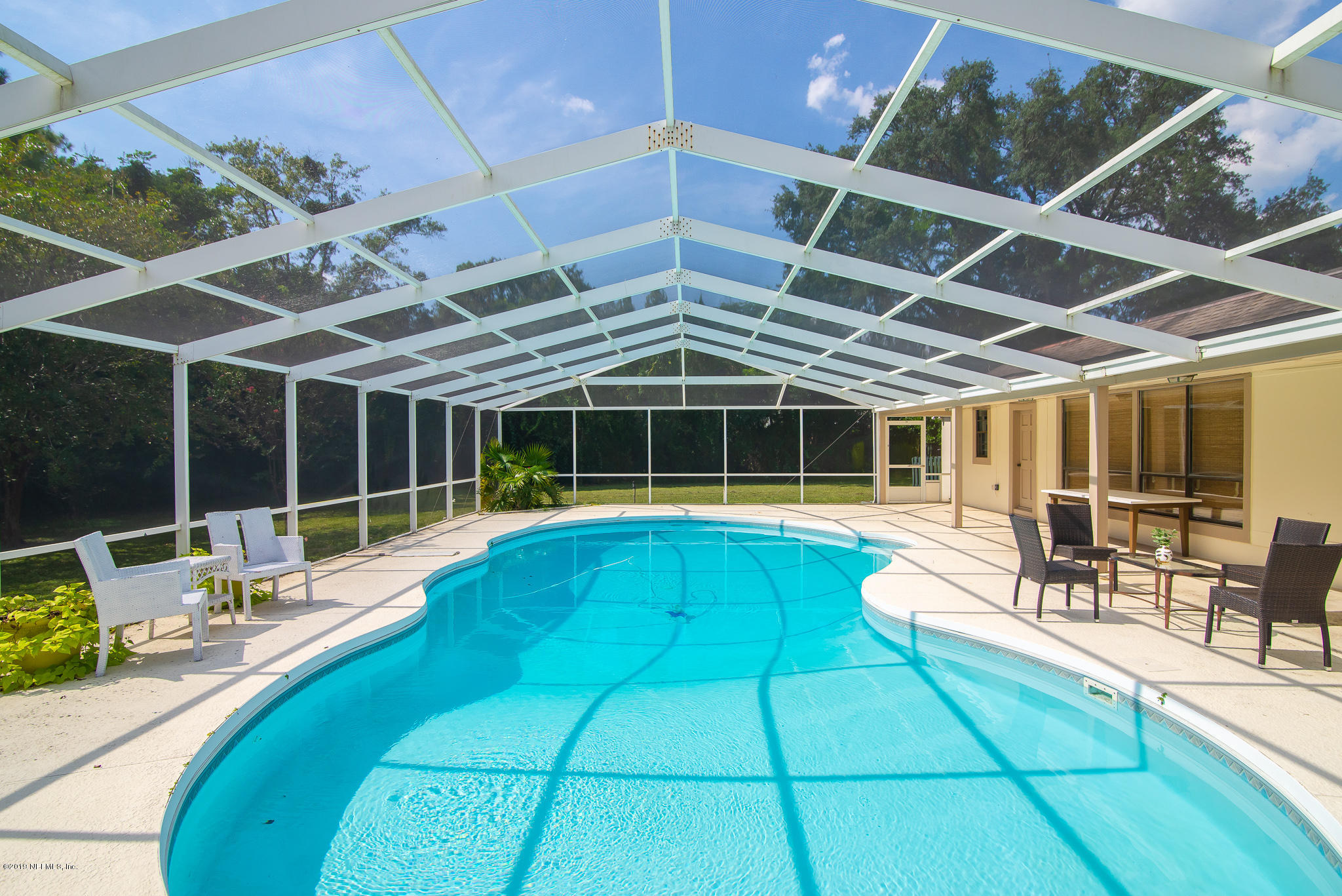 8166 Hollyridge Road Jacksonville, FL 32256 - Photo 9 of 49 Large and Spacious Pool