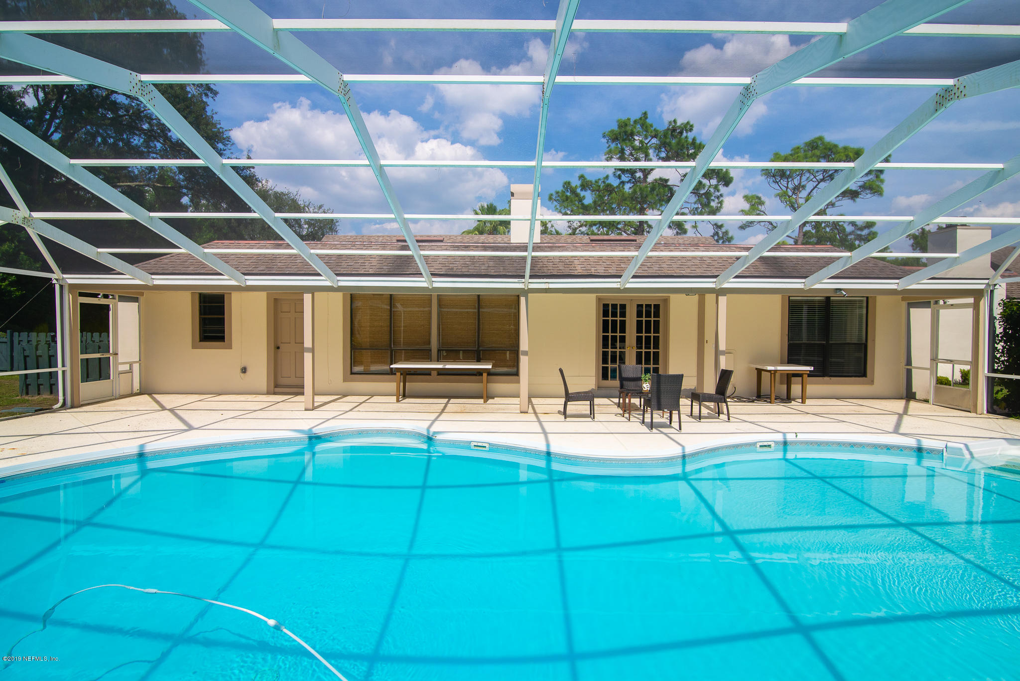 8166 Hollyridge Road Jacksonville, FL 32256 - Photo 10 of 49 Lots of Space to Entertain