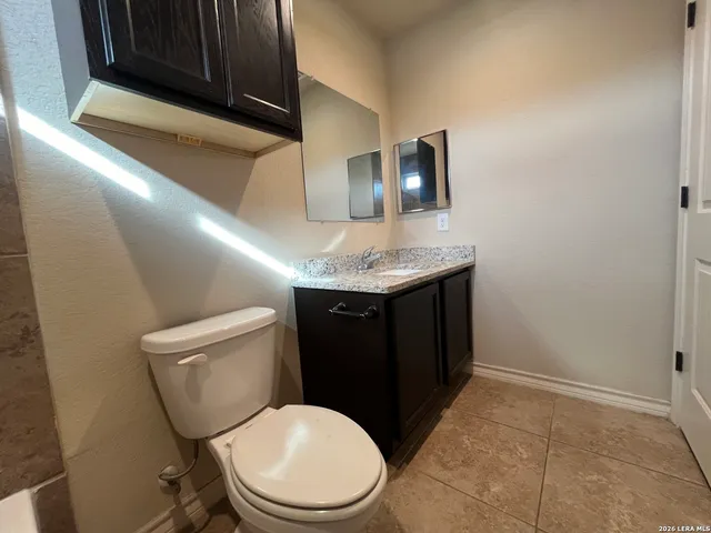 $1,350 | 6414 Luglio Lane, Unit 103, San Antonio, TX 78233