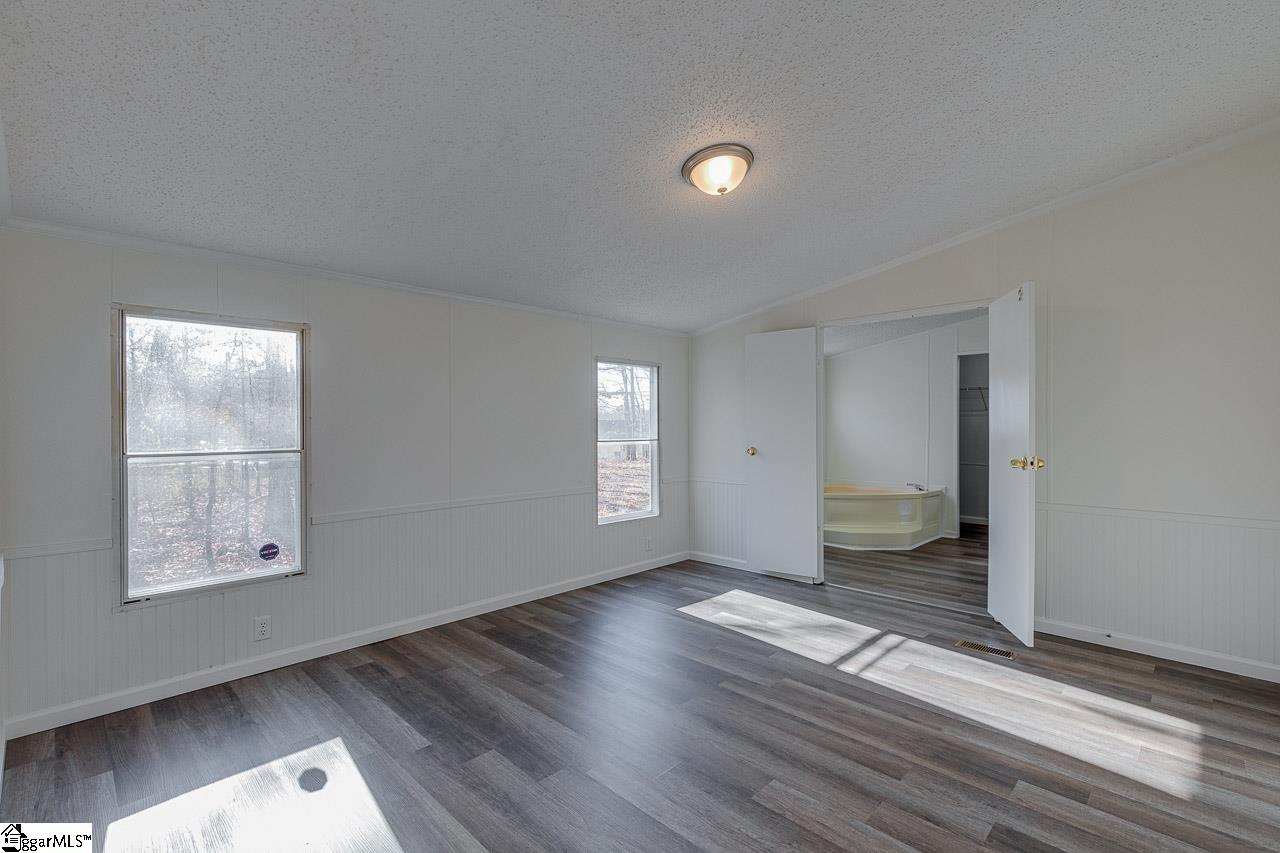 143 Valley Brook Road Piedmont, SC 29673 - Photo 5 of 36 Gallery Image 5