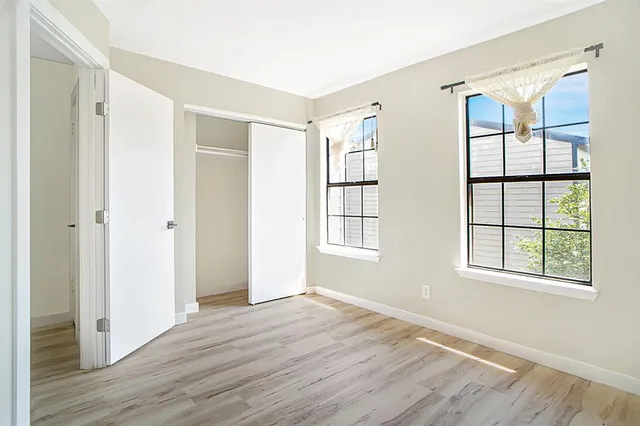 $1,500 | 618 West Collins Street, Denton, TX 76201