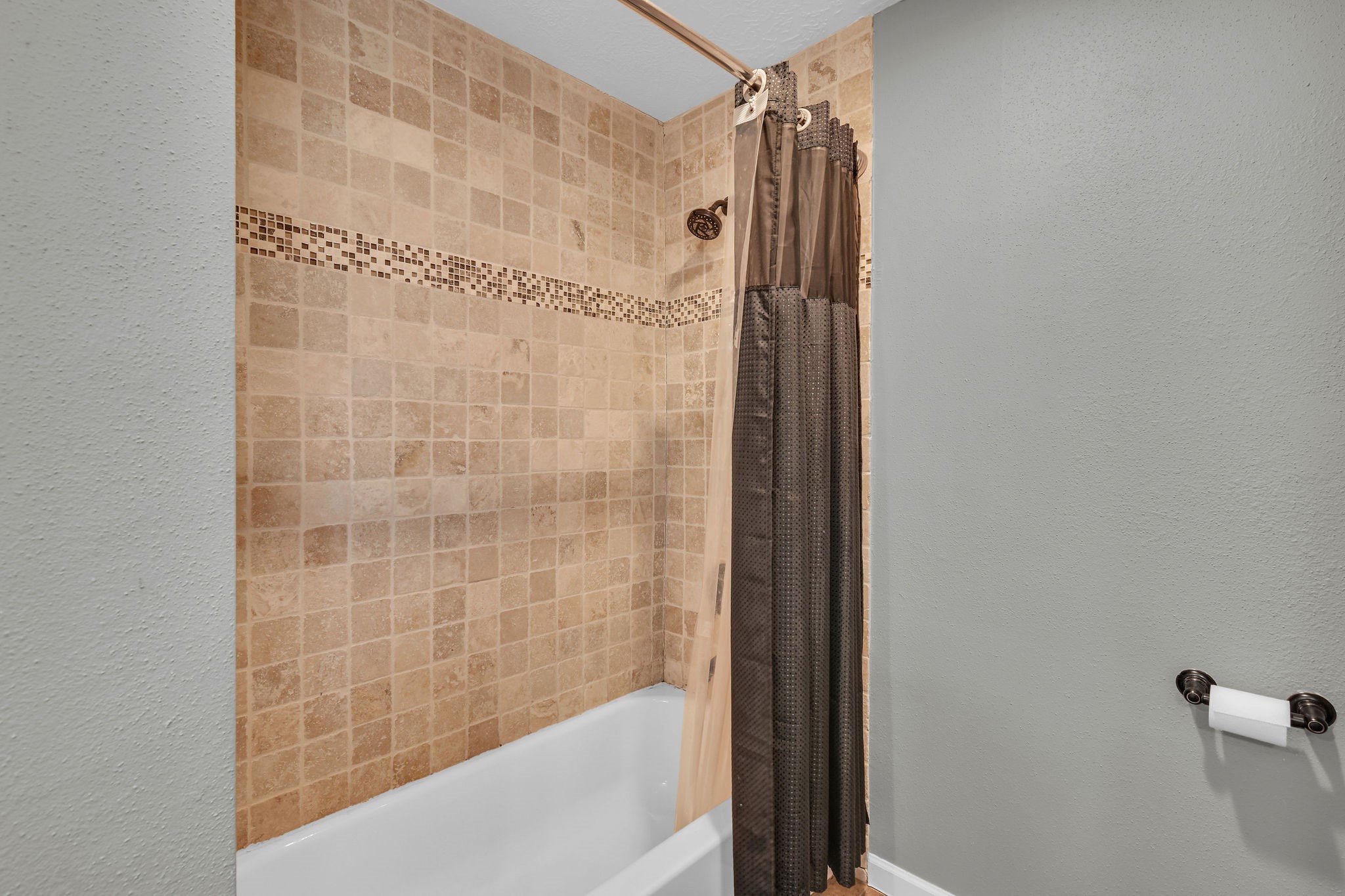16103 Tibet Road Friendswood, TX 77546 - Photo 18 of 38 Gallery Image 18