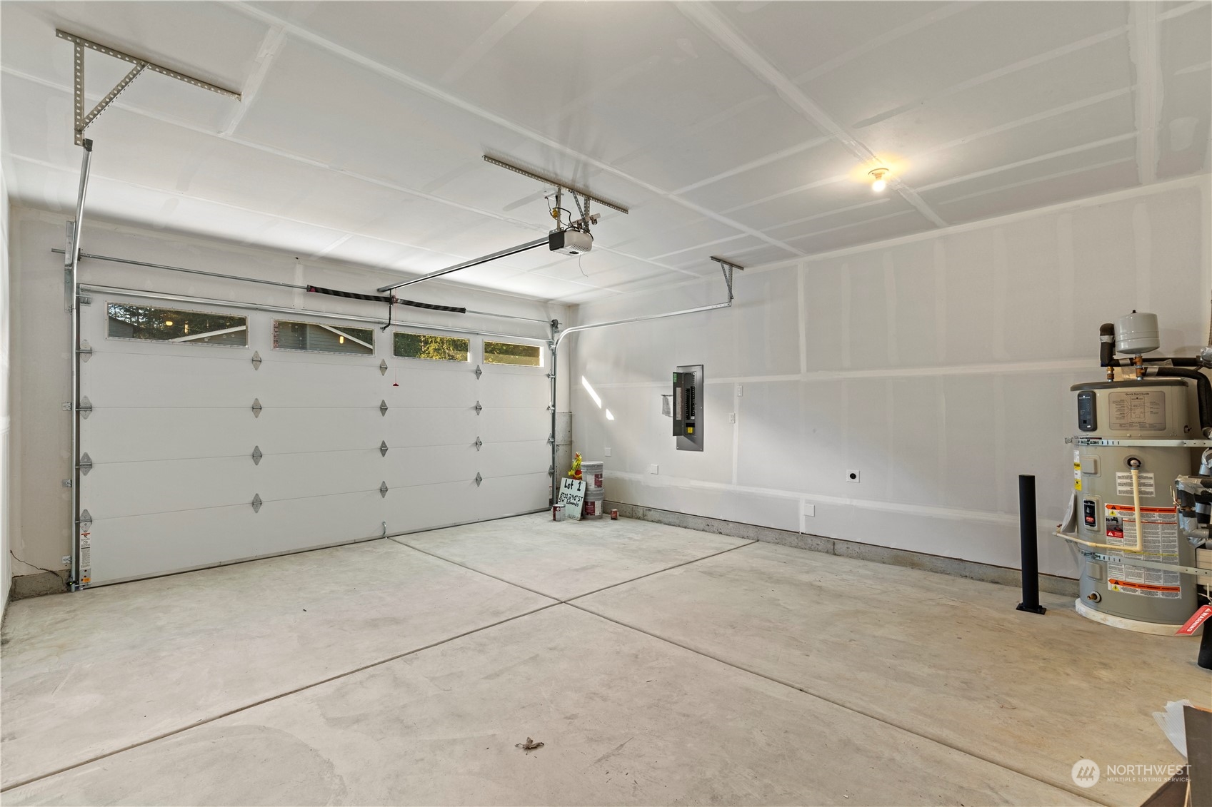 8711 240th Street Southwest Edmonds, WA 98026 - Photo 37 of 37 a view of a garage room