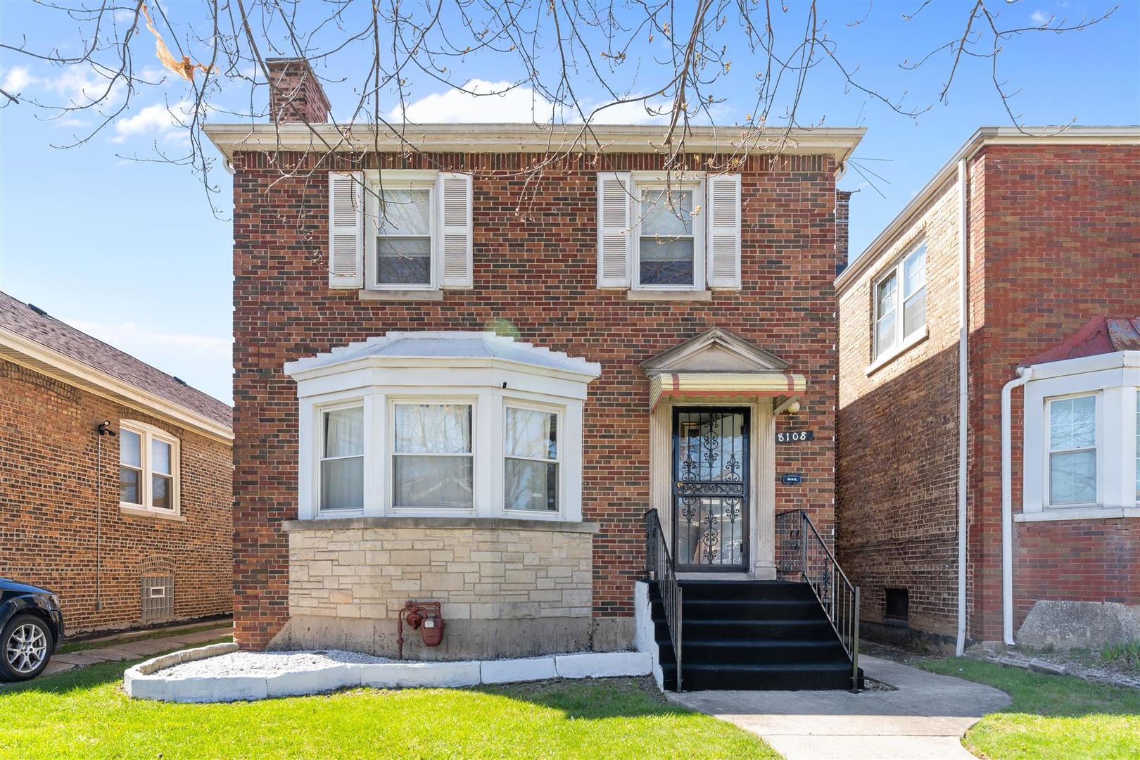 8108 South Wood Street Chicago, IL 60620 - Photo 1 of 20
