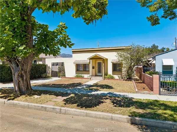 $999,999 | 136 North Lincoln Street, Burbank, CA 91506