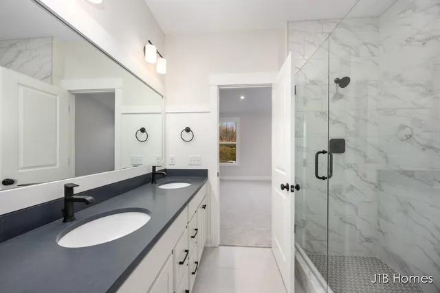 $639,900 | 5871 Valley Point Drive Southeast, Caledonia, MI 49316