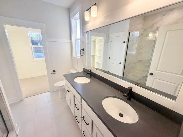 $639,900 | 5871 Valley Point Drive Southeast, Caledonia, MI 49316