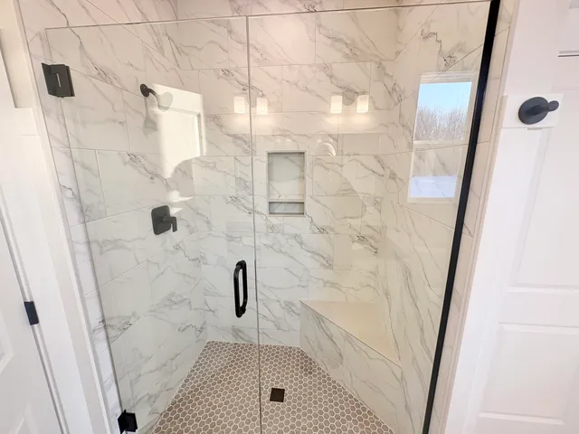 $639,900 | 5871 Valley Point Drive Southeast, Caledonia, MI 49316