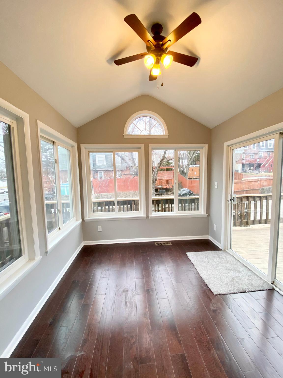 5735 Arnhem Road Baltimore, MD 21206 - Photo 11 of 25 Gallery Image 11