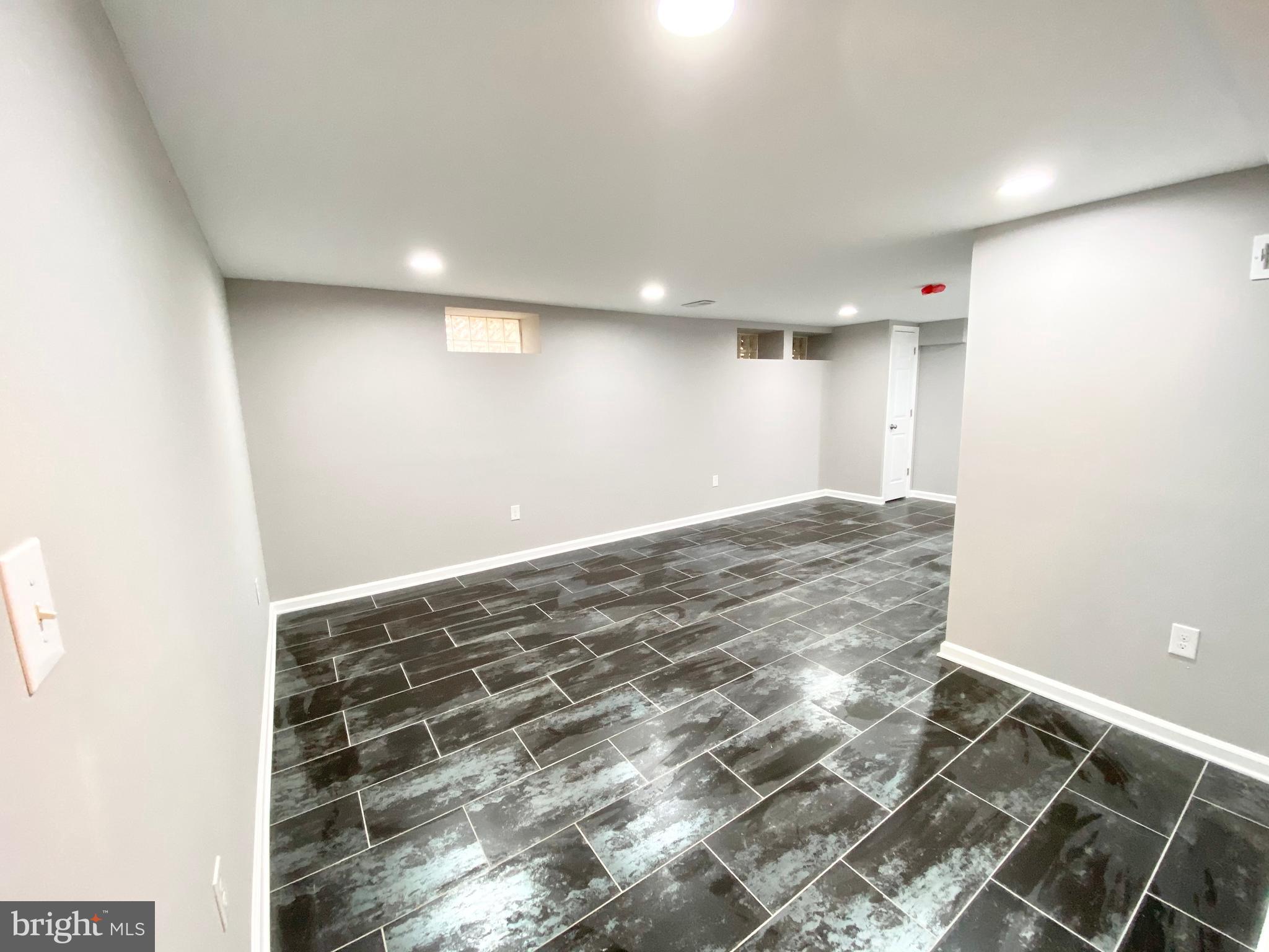 5735 Arnhem Road Baltimore, MD 21206 - Photo 18 of 25 Gallery Image 18