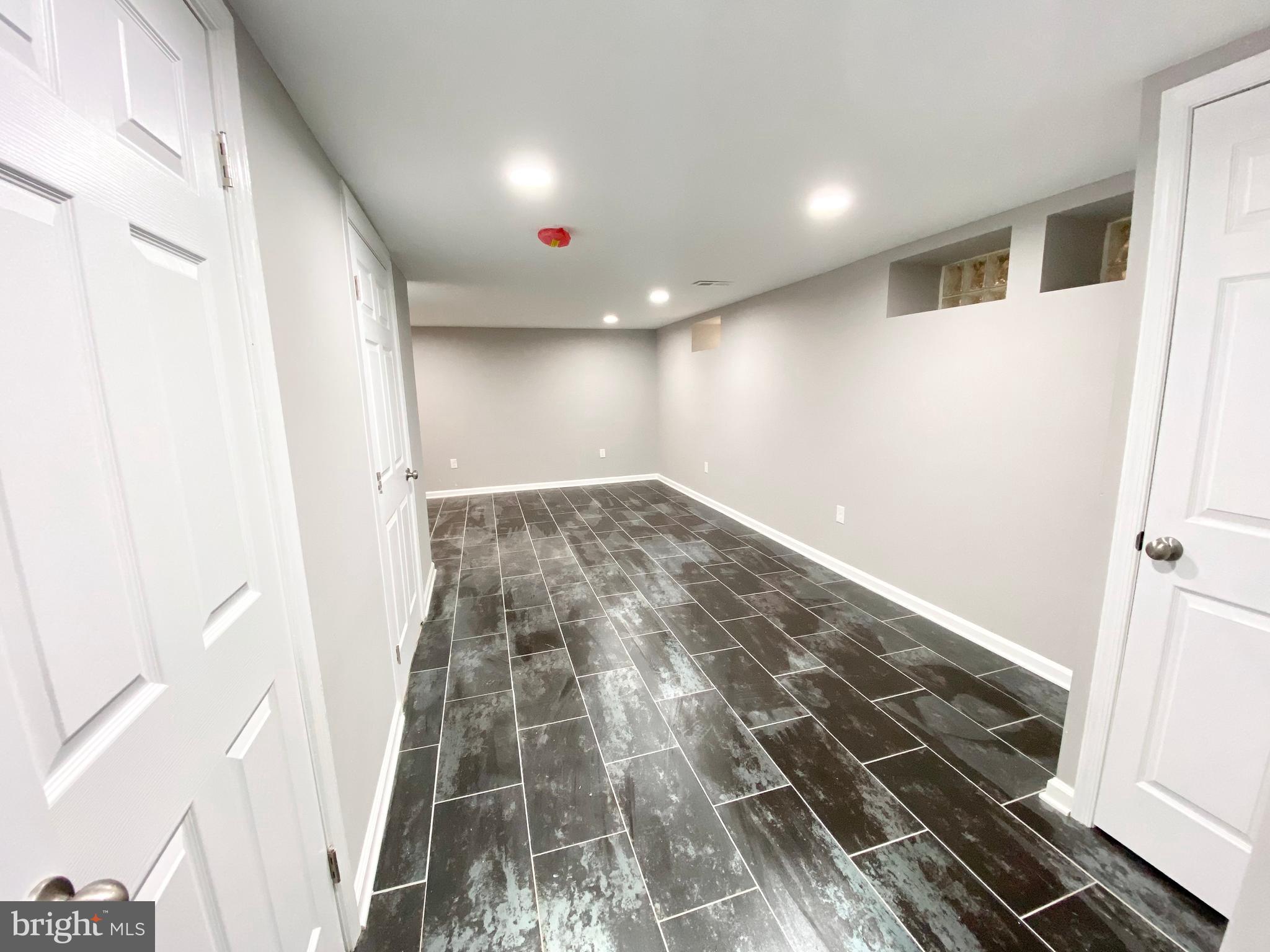 5735 Arnhem Road Baltimore, MD 21206 - Photo 20 of 25 Gallery Image 20