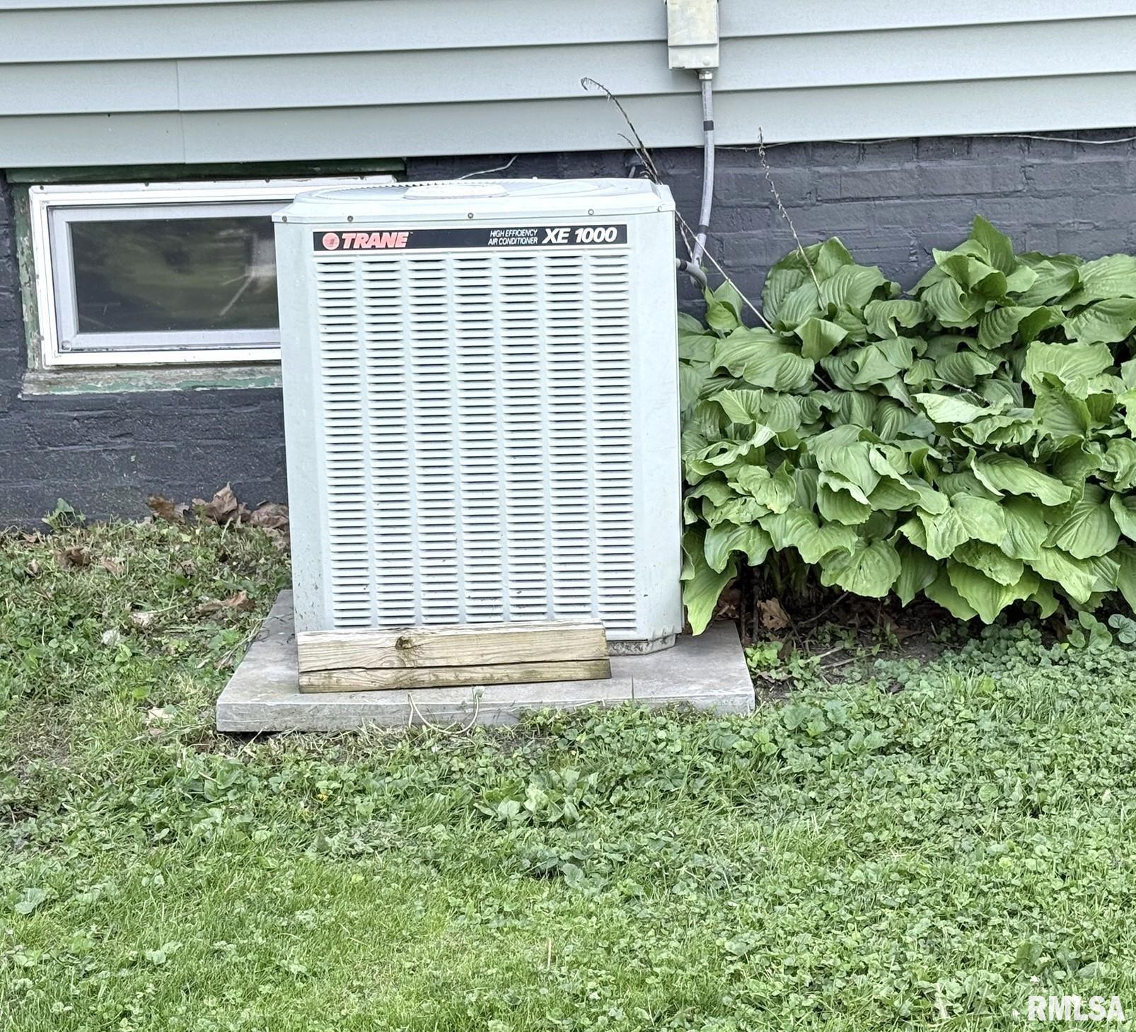 109 East West Street Oneida, IL 61467 - Photo 23 of 69