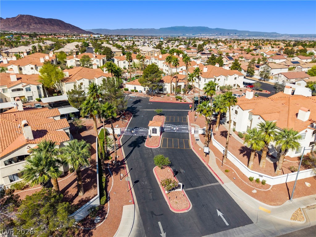698 South Racetrack Road, Unit 823 Henderson, NV 89015 - Photo 6 of 35