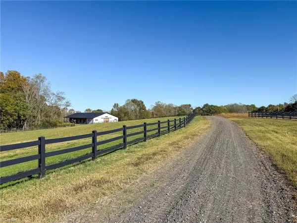 $750,000 | 979 Perkinson Road, Ruffin, NC 27326