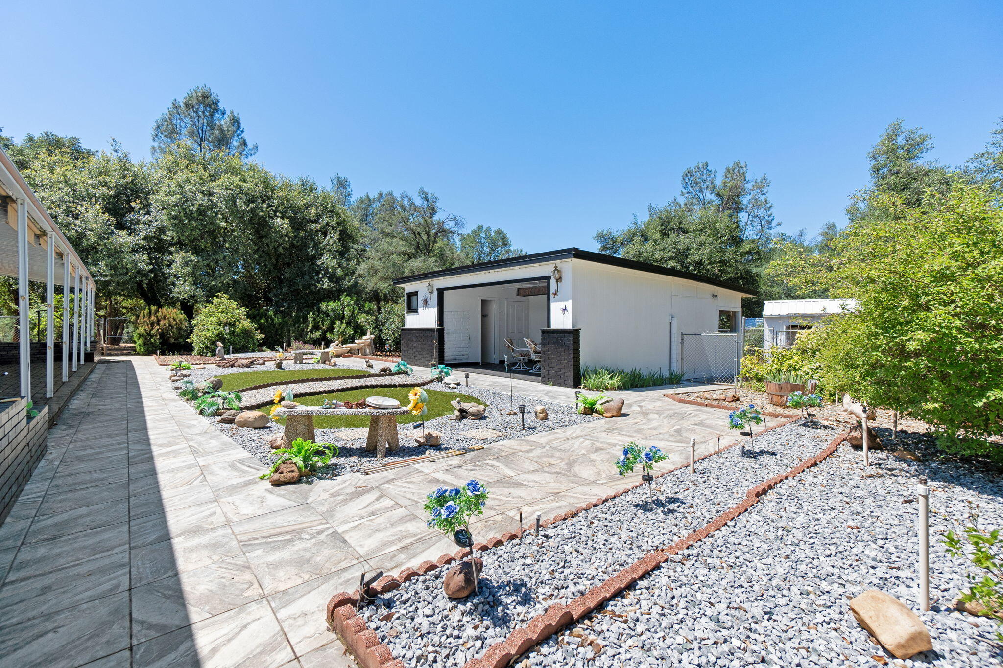 10390 October Lane Redding, CA 96003 - Photo 41 of 94 Yard