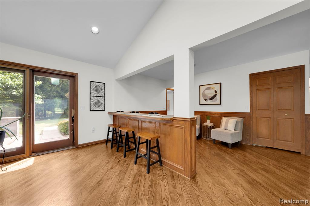 940 West Predmore Road Oakland, MI 48363 - Photo 11 of 60