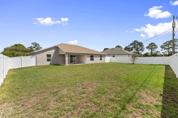 $450,000 | 2186 Southwest Imperial Street, Port St. Lucie, FL 34987