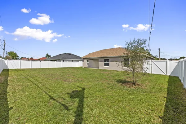 $450,000 | 2186 Southwest Imperial Street, Port St. Lucie, FL 34987