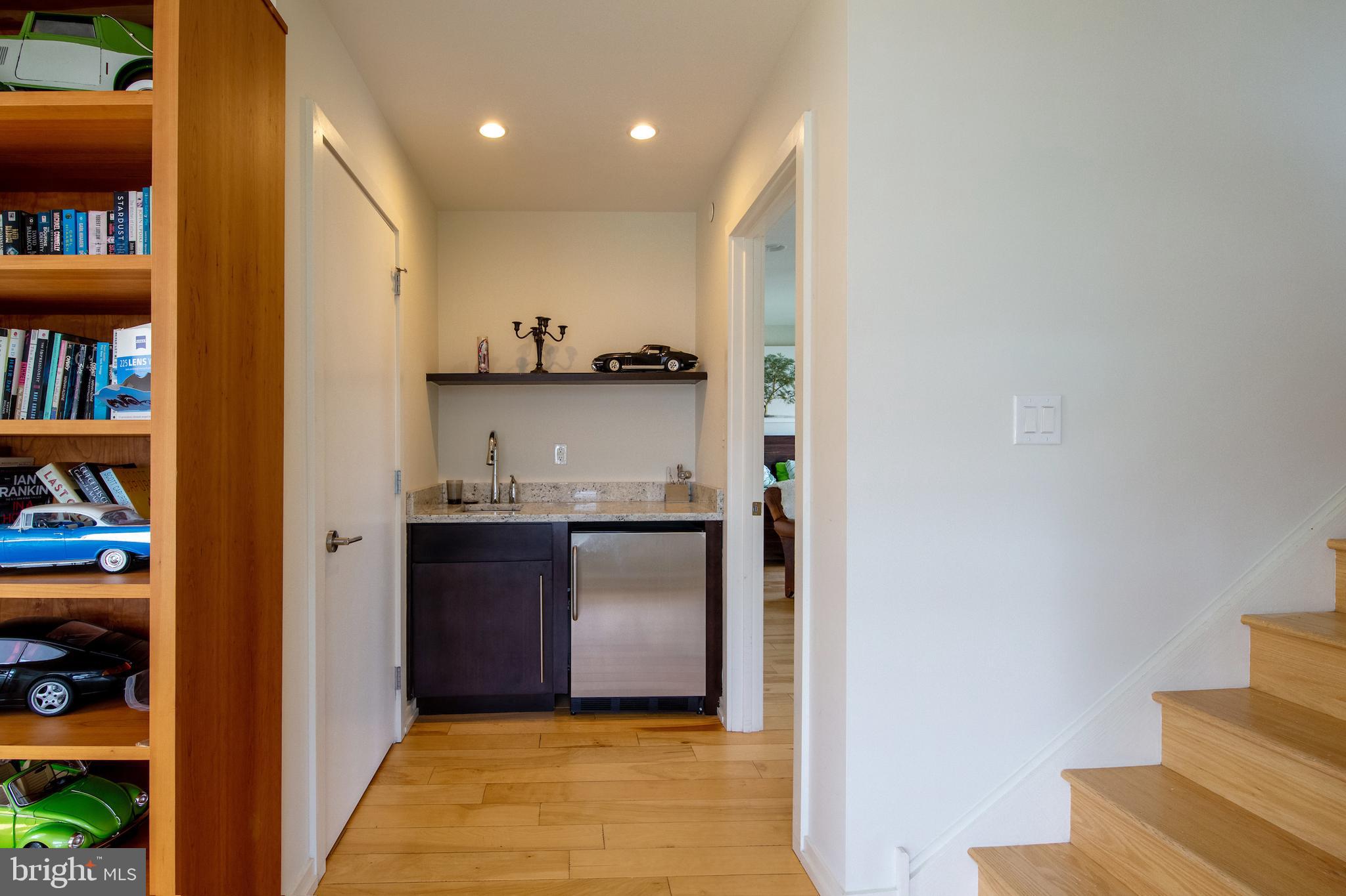 444 Fairmount Avenue, Unit A Philadelphia, PA 19123 - Photo 36 of 52