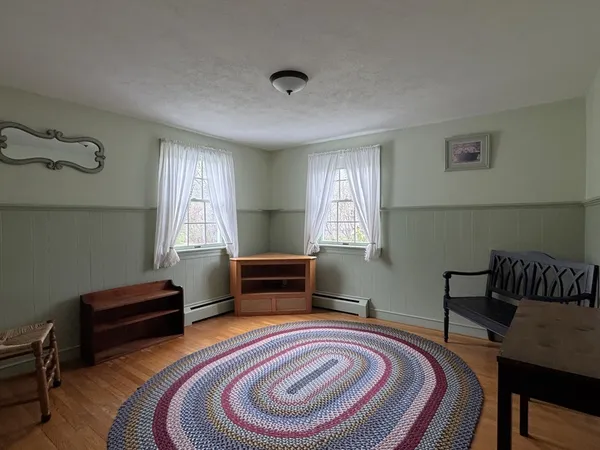 $649,000 | 144 Main Street, Kingston, NH 03848
