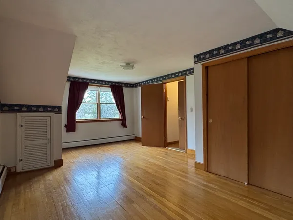 $649,000 | 144 Main Street, Kingston, NH 03848