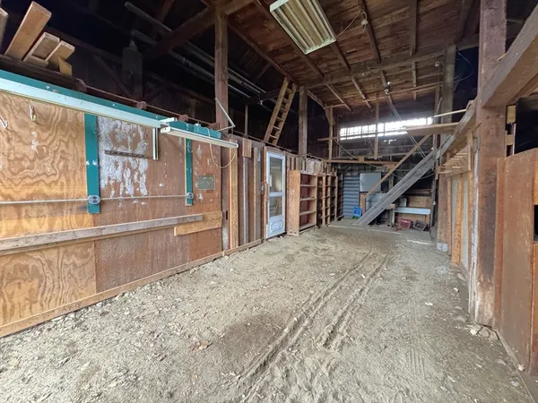$649,000 | 144 Main Street, Kingston, NH 03848