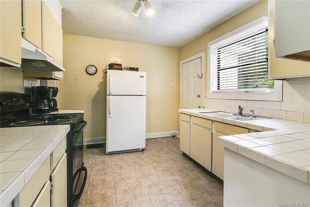 4200 Eddleman Road, Unit 10 Charlotte, NC 28208 - Photo 5 of 10 Gallery Image 5