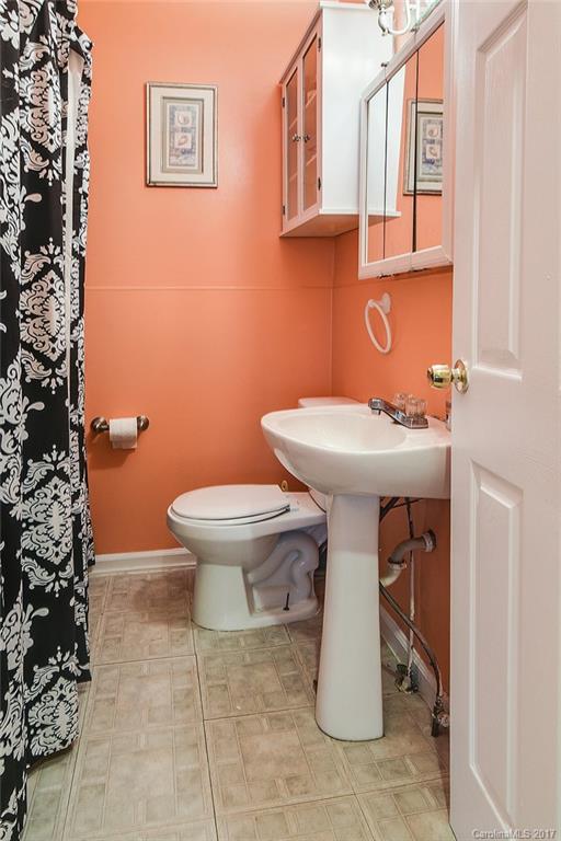 4200 Eddleman Road, Unit 10 Charlotte, NC 28208 - Photo 8 of 10 Gallery Image 8