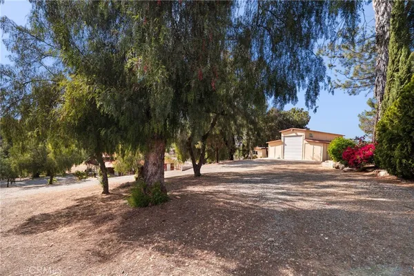 $1,150,000 | 16620 Rocky Glen Road, Perris, CA 92570