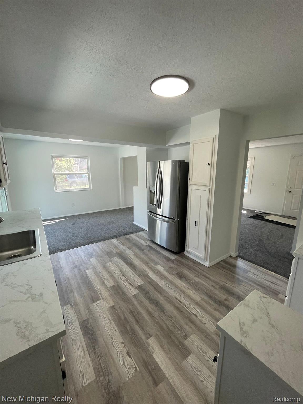 4074 North Center Road Flint, MI 48506 - Photo 12 of 30 Gallery Image 12