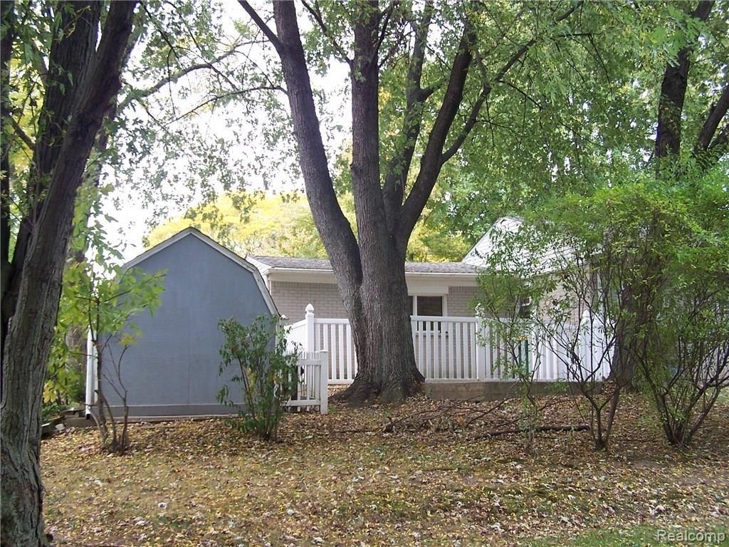 28368 Farmington Road Farmington Hills, MI 48334 - Photo 17 of 20
