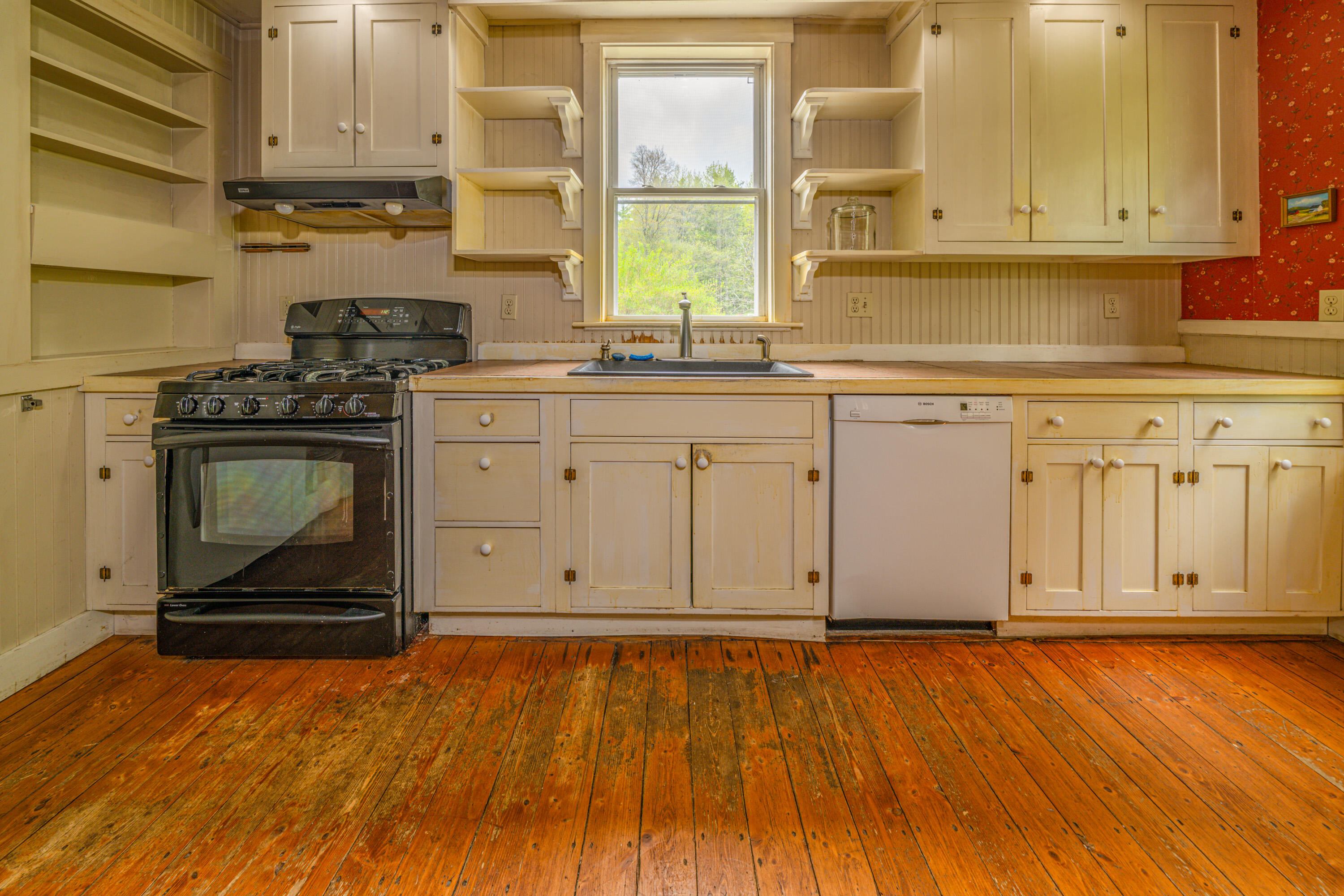 685 Winslows Mills Road Waldoboro, ME 04572 - Photo 14 of 46 2527