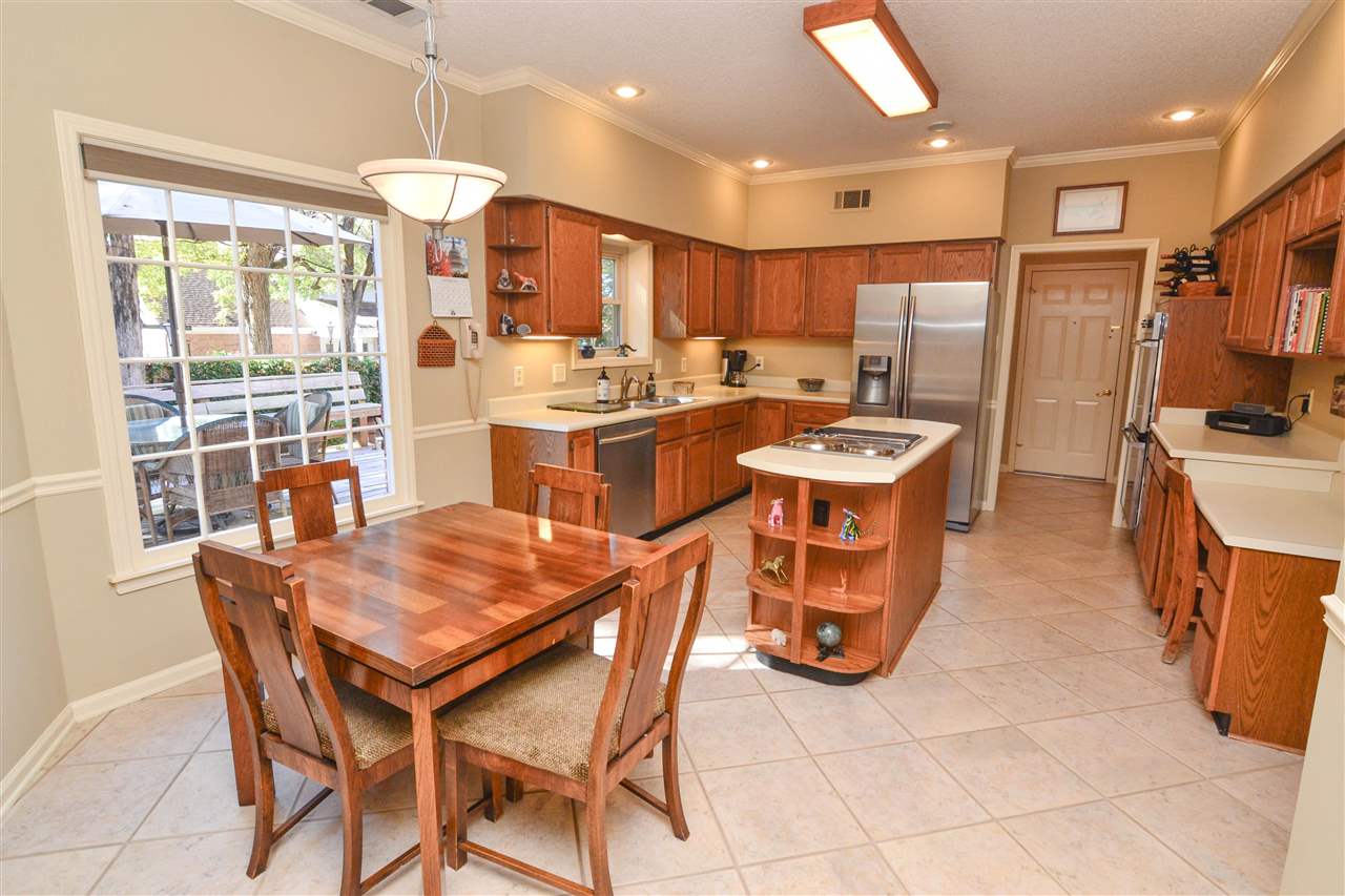 4289 Old Forest Road Memphis, TN 38125 - Photo 6 of 25 Gallery Image 6
