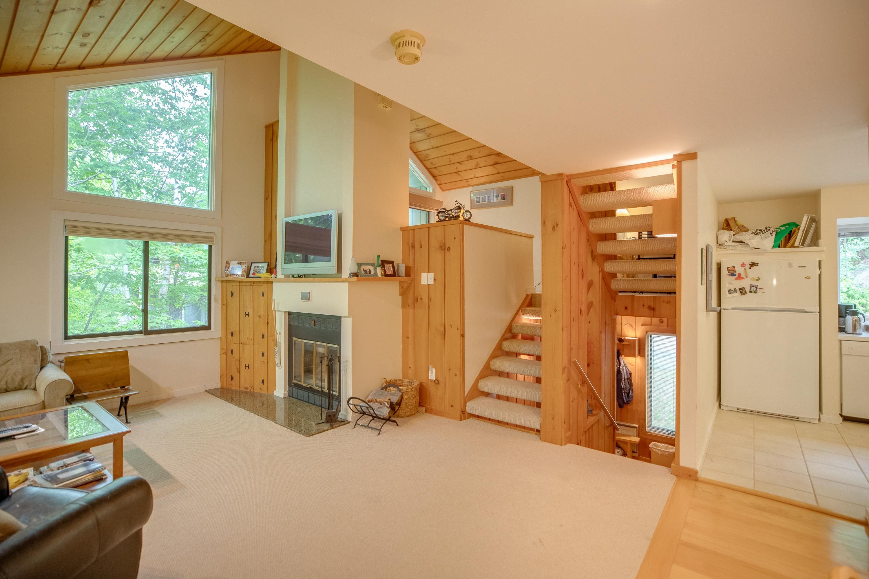 37 Clearbrook Road, Unit 2 Lincoln, NH 03251 - Photo 13 of 31
