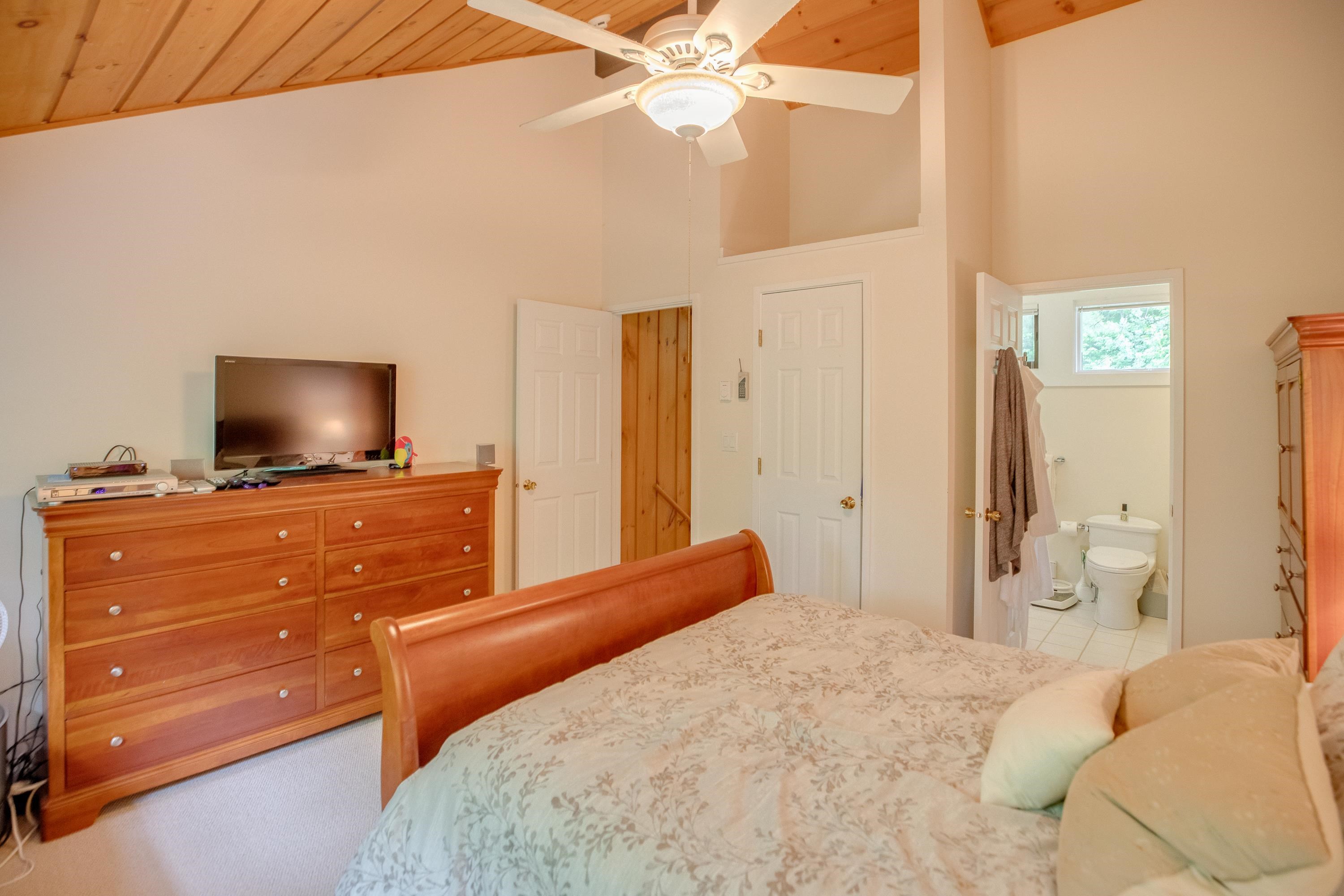 37 Clearbrook Road, Unit 2 Lincoln, NH 03251 - Photo 19 of 31