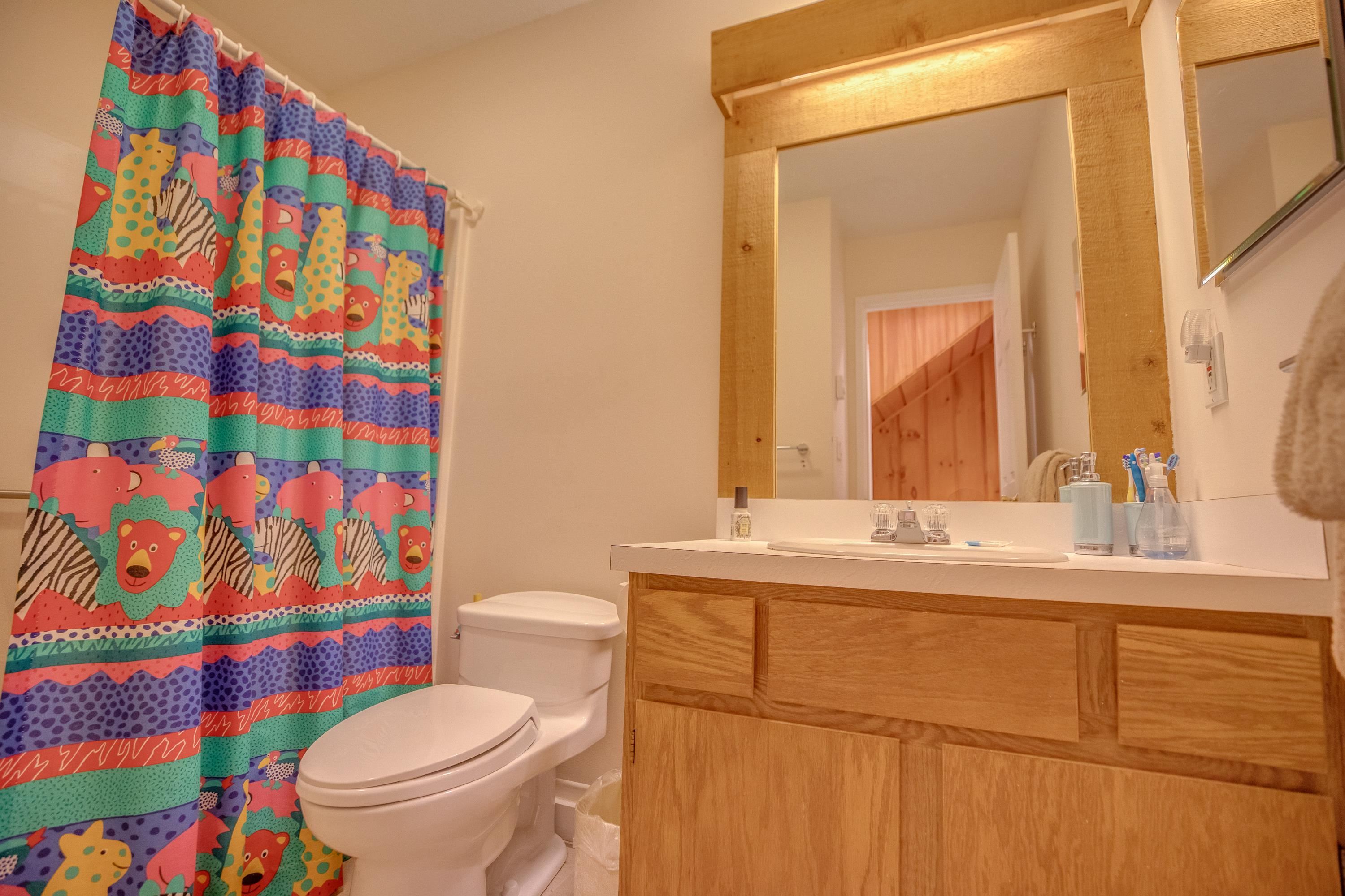 37 Clearbrook Road, Unit 2 Lincoln, NH 03251 - Photo 25 of 31