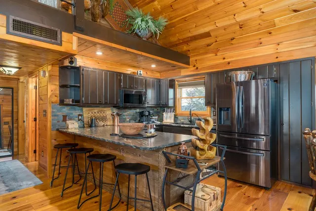 $389,900 | 229 Ringtail Run, Murphy, NC 28906