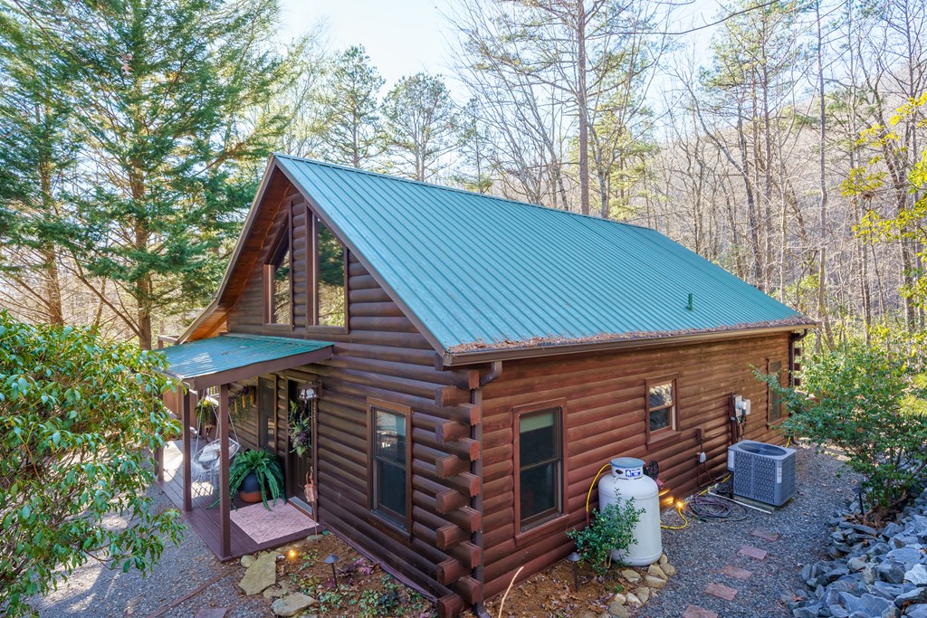 229 Ringtail Run Murphy, NC 28906 - Photo 4 of 68 a backyard of a house with outdoor seating