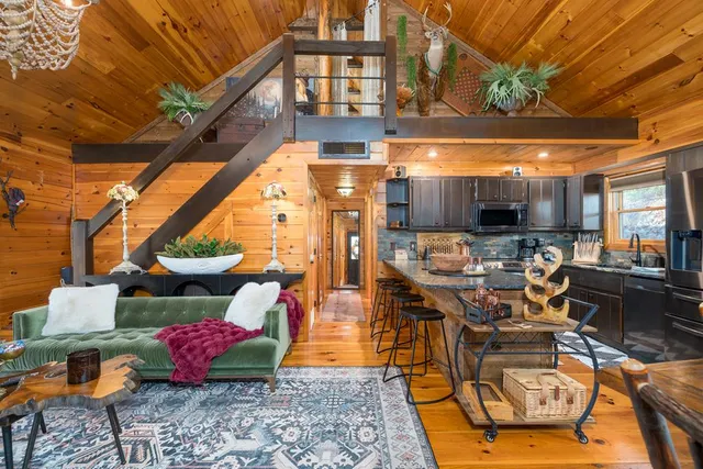 $389,900 | 229 Ringtail Run, Murphy, NC 28906