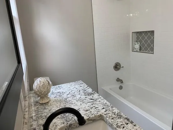 $2,000 | 801 Canton Street, Jefferson, LA 70121