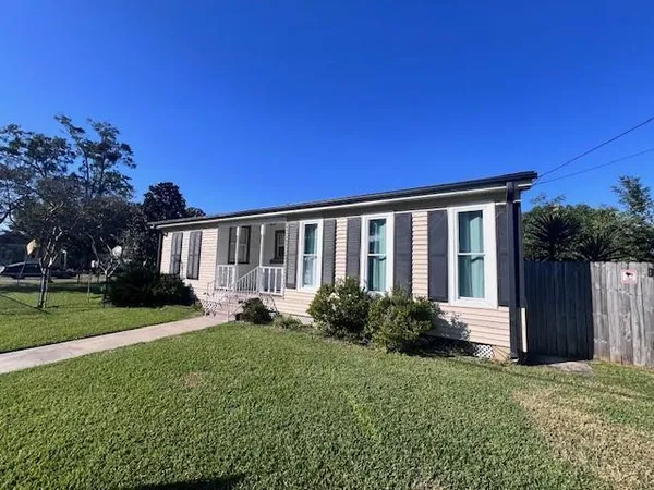 $2,000 | 801 Canton Street, Jefferson, LA 70121