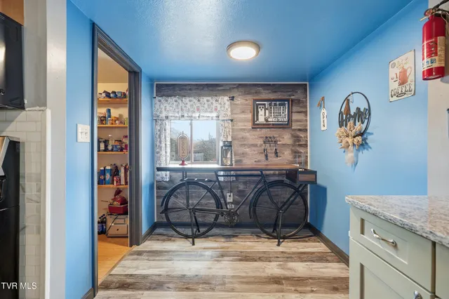 $305,000 | 28375 Poor Valley Road, Saltville, VA 24370