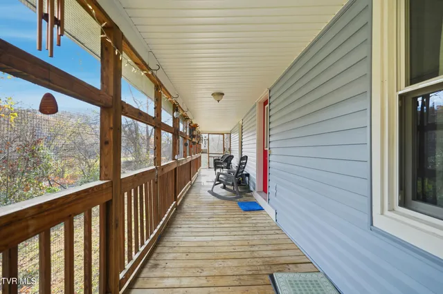 $305,000 | 28375 Poor Valley Road, Saltville, VA 24370
