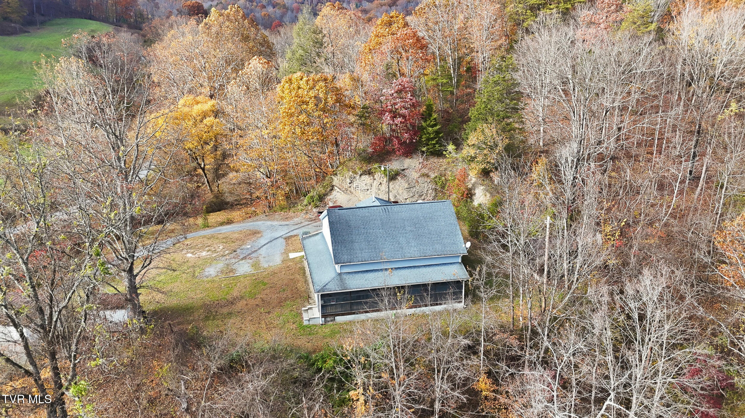28375 Poor Valley Road Saltville, VA 24370 - Photo 39 of 49 *