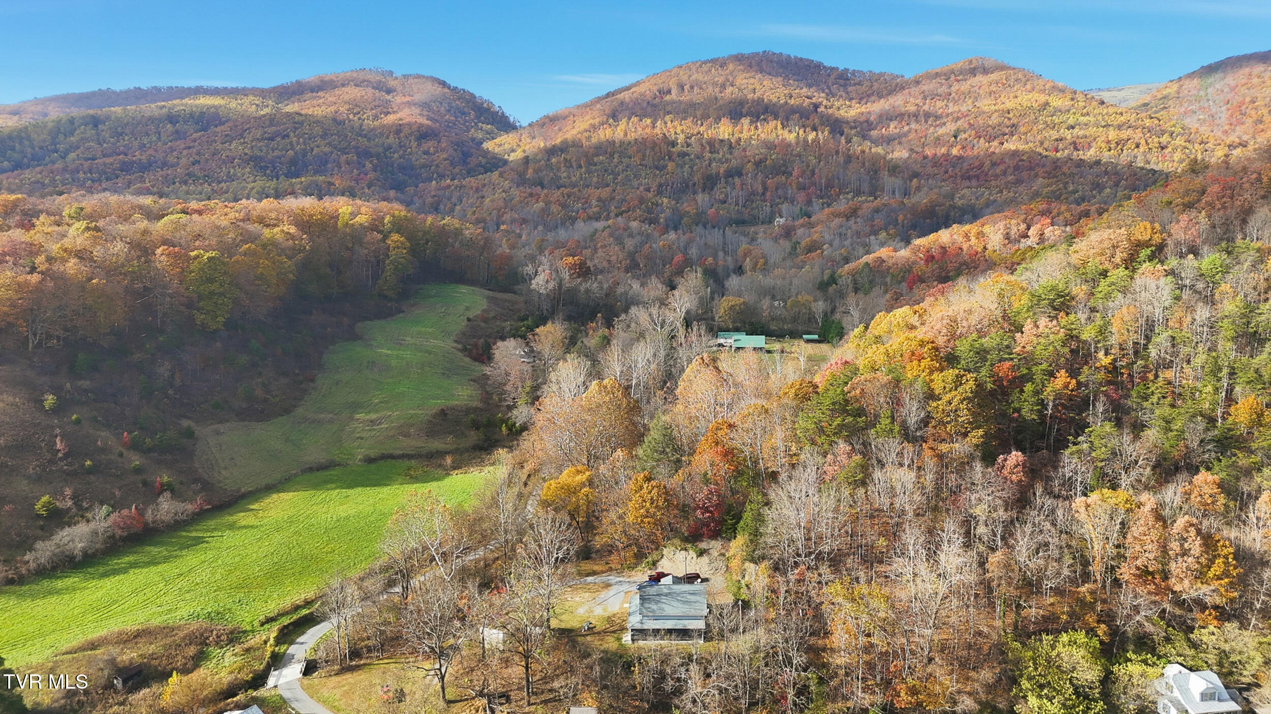 28375 Poor Valley Road Saltville, VA 24370 - Photo 41 of 49 *