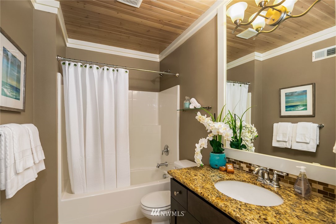 984 Kitsap Avenue Northeast Renton, WA 98059 - Photo 23 of 25