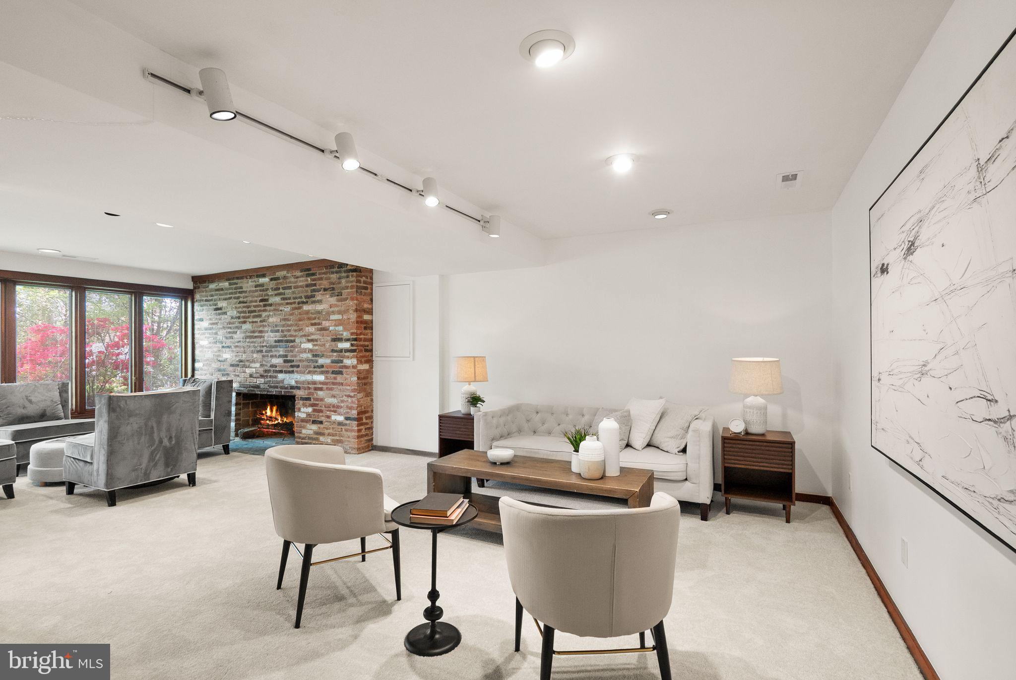 5927 Onondaga Road Bethesda, MD 20816 - Photo 11 of 37 Gallery Image 11