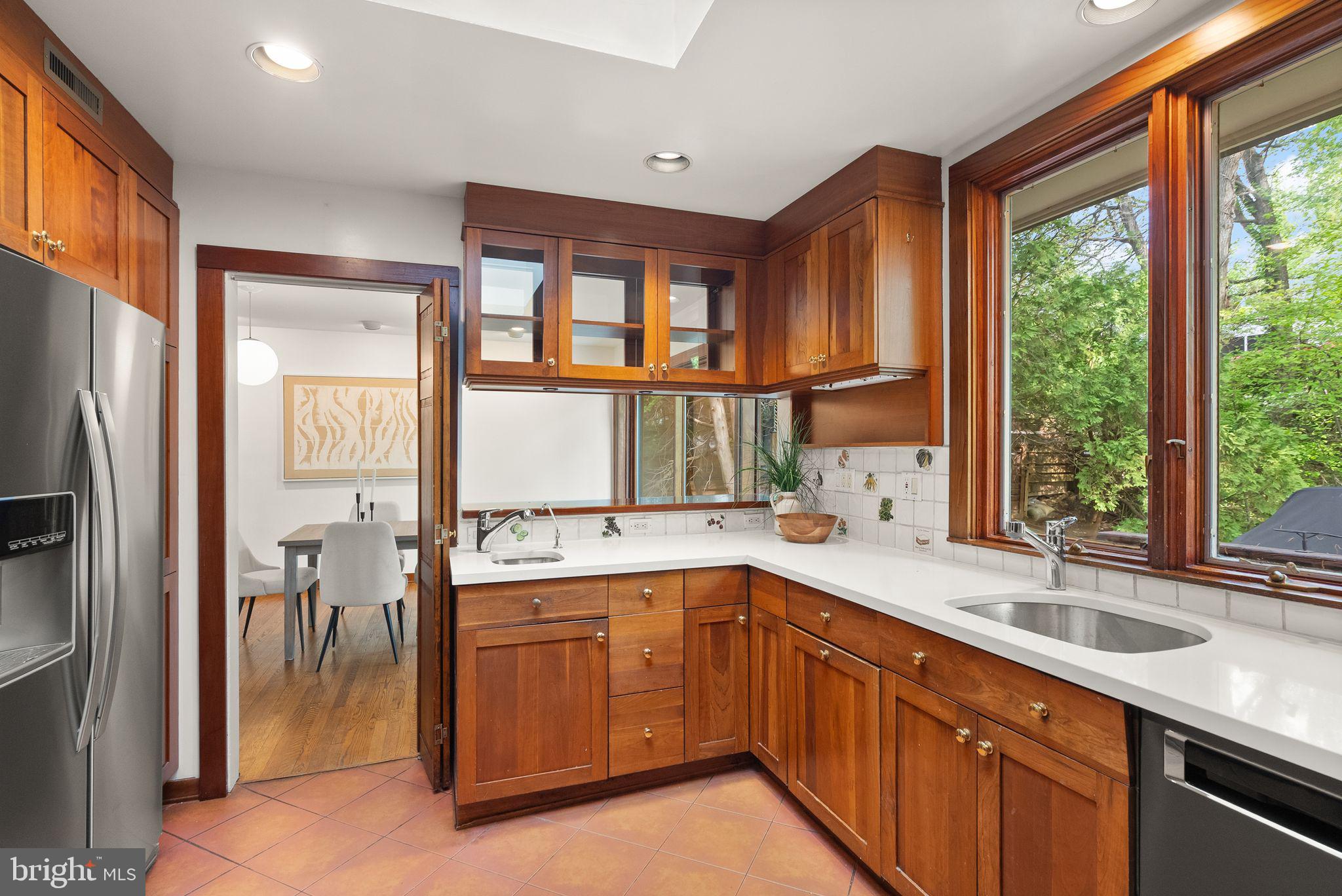 5927 Onondaga Road Bethesda, MD 20816 - Photo 19 of 37 Gallery Image 19