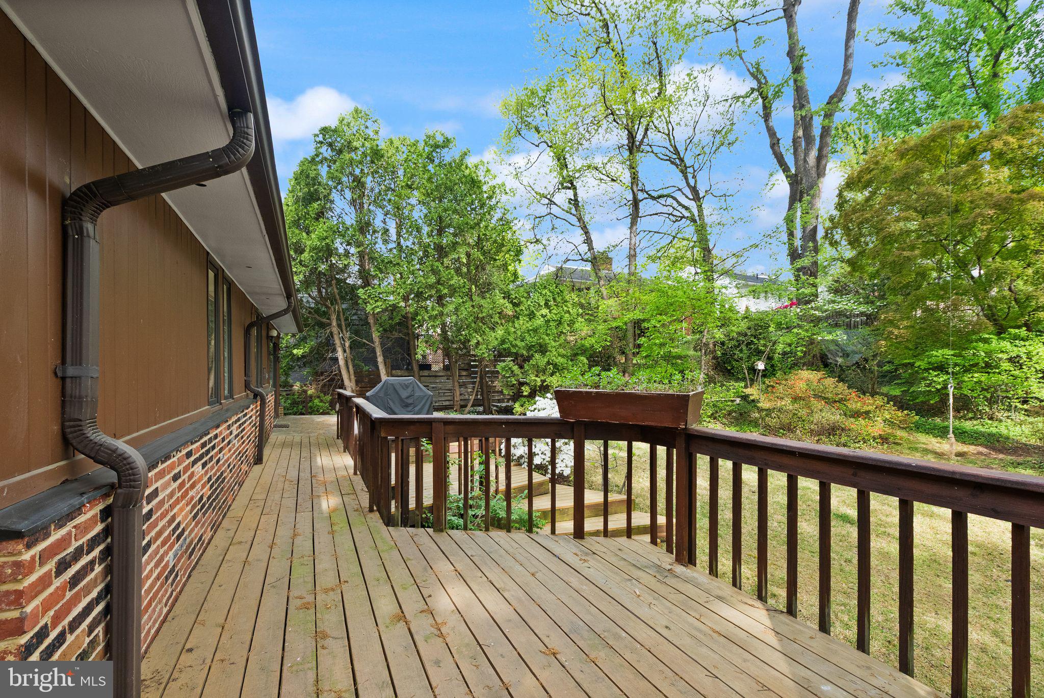 5927 Onondaga Road Bethesda, MD 20816 - Photo 33 of 37 Gallery Image 33